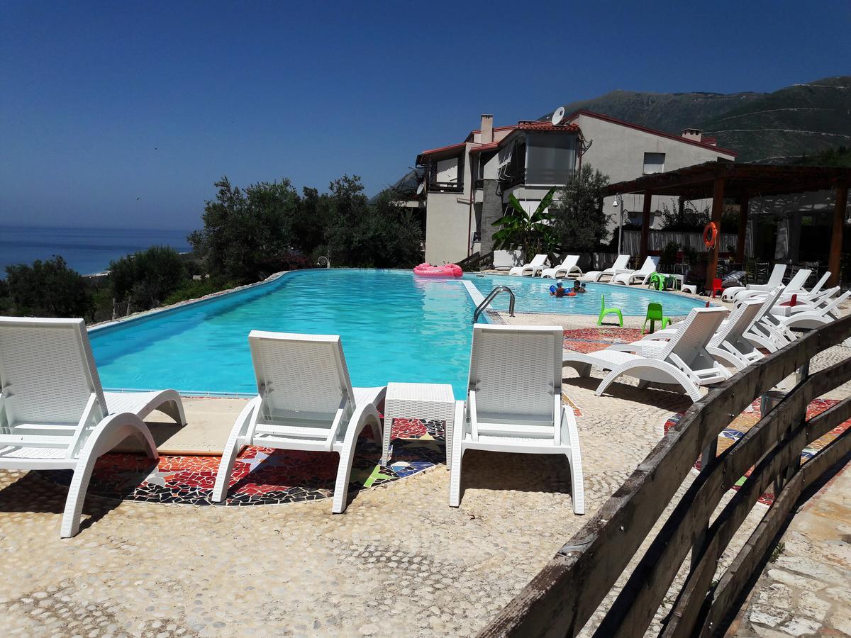 Olives Residence Dhërmi Eksteriør billede