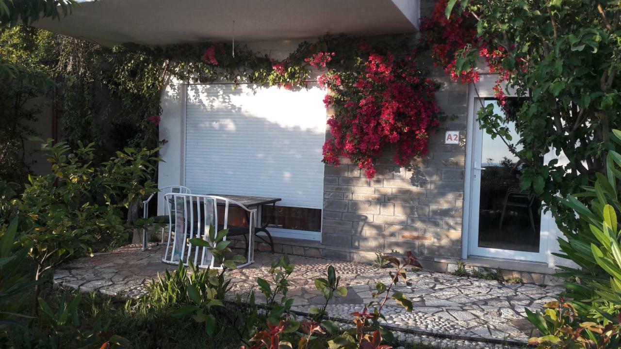 Olives Residence Dhërmi Eksteriør billede